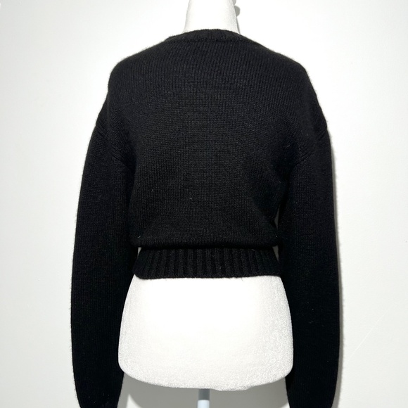 Chanel 2020 Cashmere Sweater - Picture 5 of 10